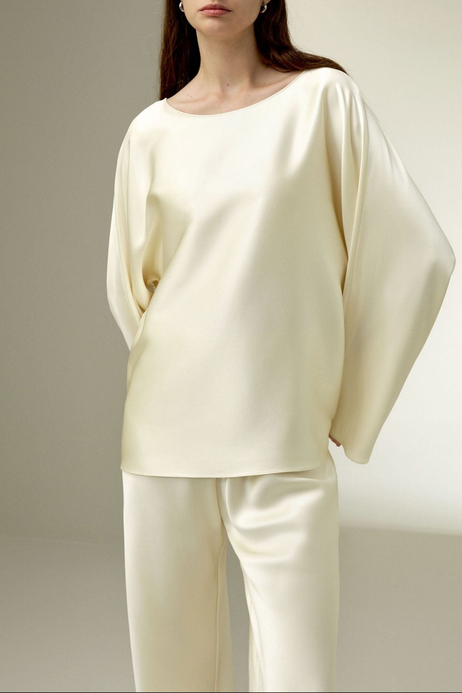 {{product_title}} {{variant_option_color}}