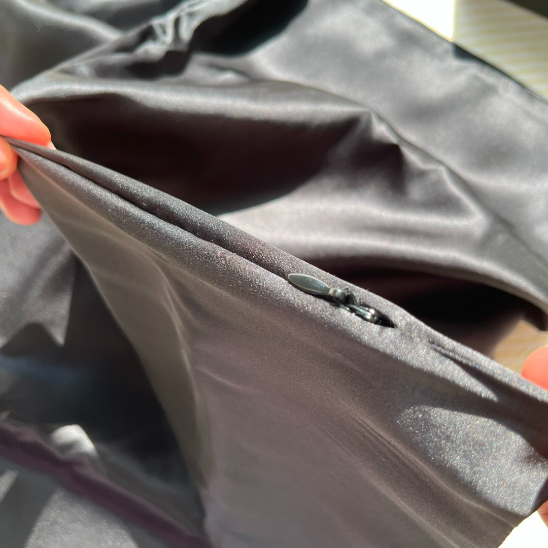 {{product_title}} {{variant_option_color}}