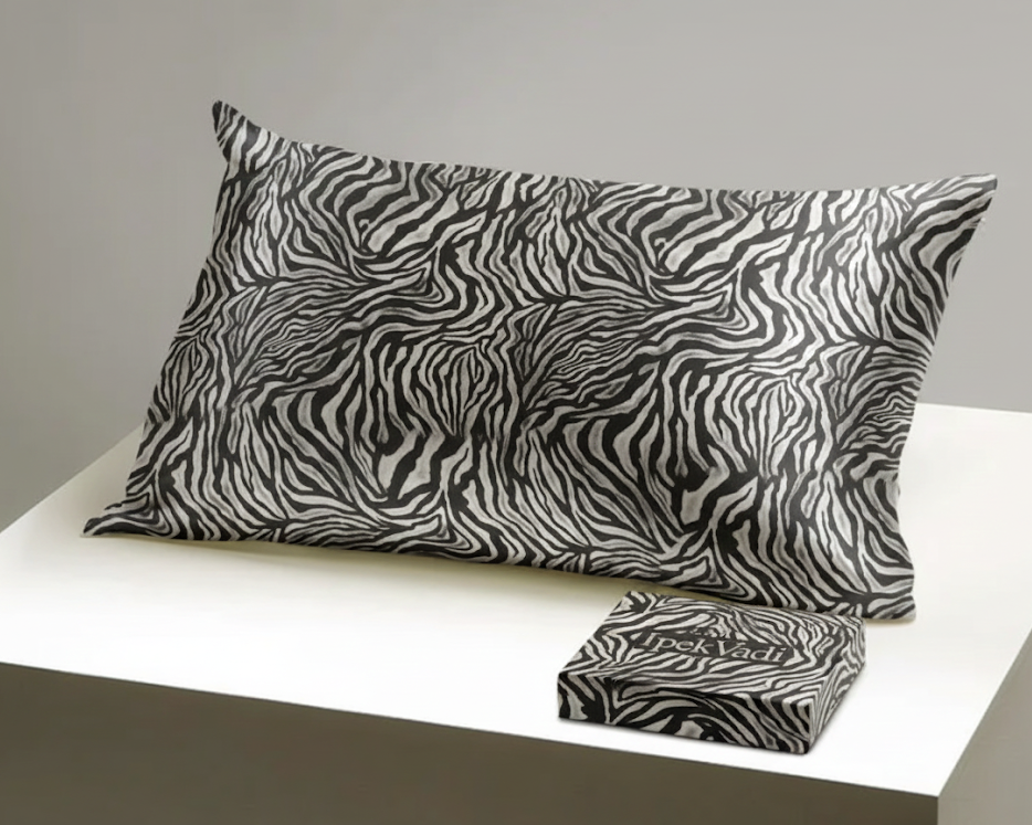 %100 Dut İpek Yastık Kılıfı Golden Zebra Noir (Özel Seri)